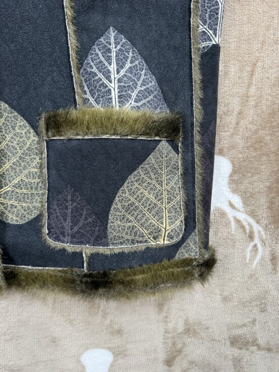 Robert Kitchen Canada VEST Leaves Faux Fur Women's Size L Blue Reversible - Picture 5 of 8